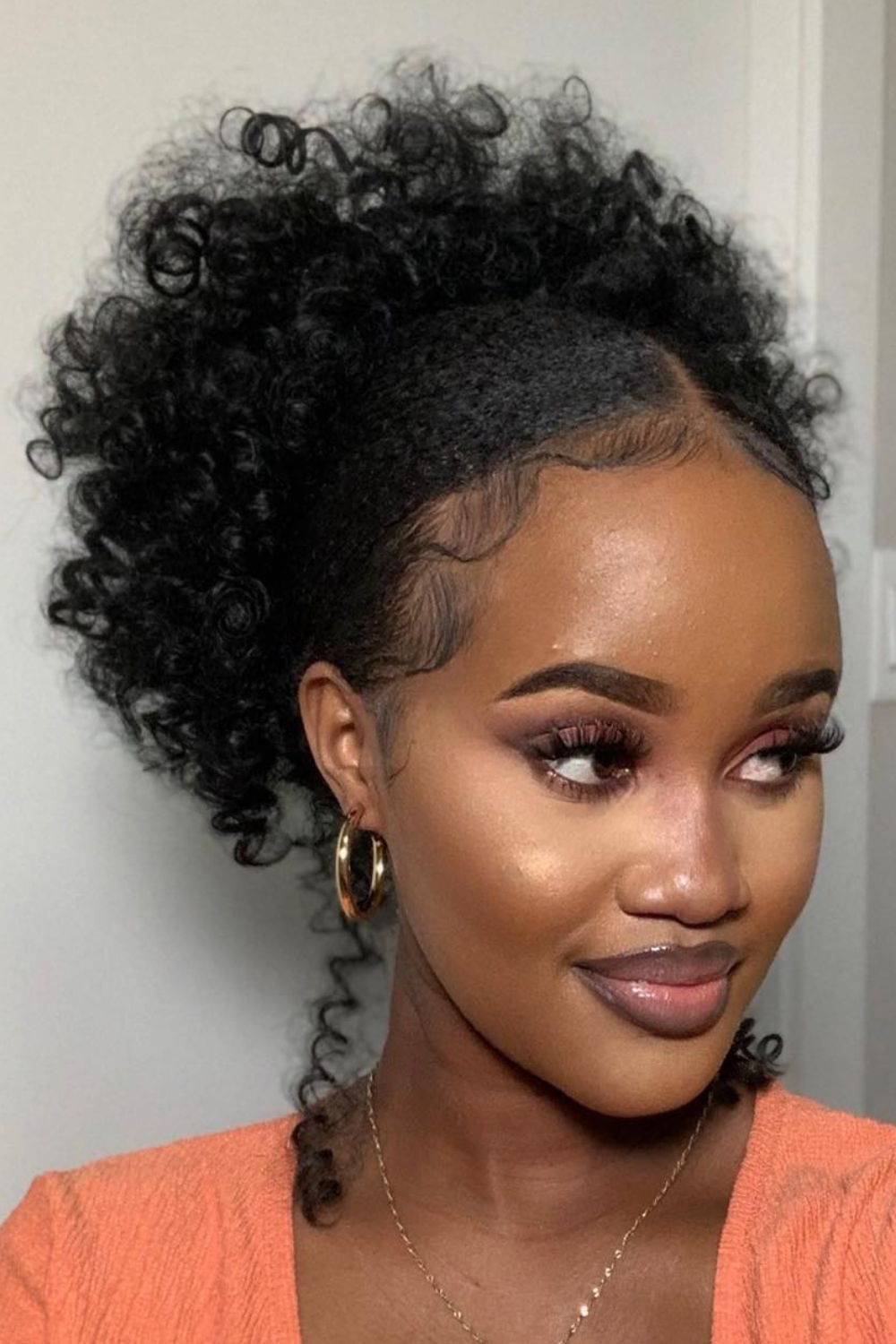 14 Simple and Trendy Middle Part Natural Hairstyles - New Natural ...